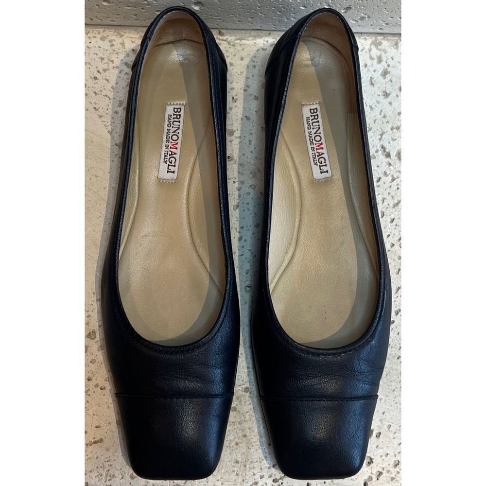 Bruno Magli Women’s Black Soft Leather Slip On Flat Handmade in Italy Size 7